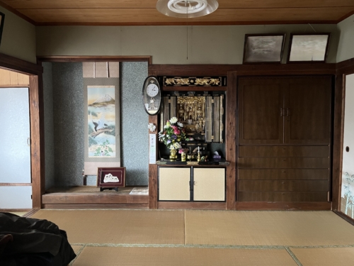 (居間)