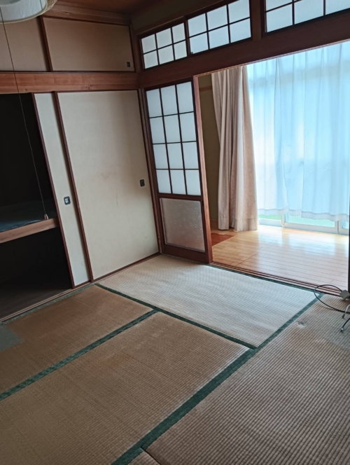 (居間)