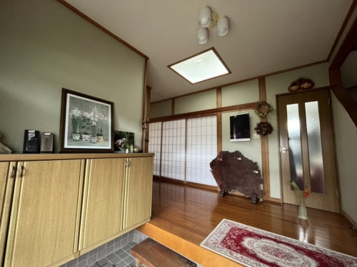 (玄関)